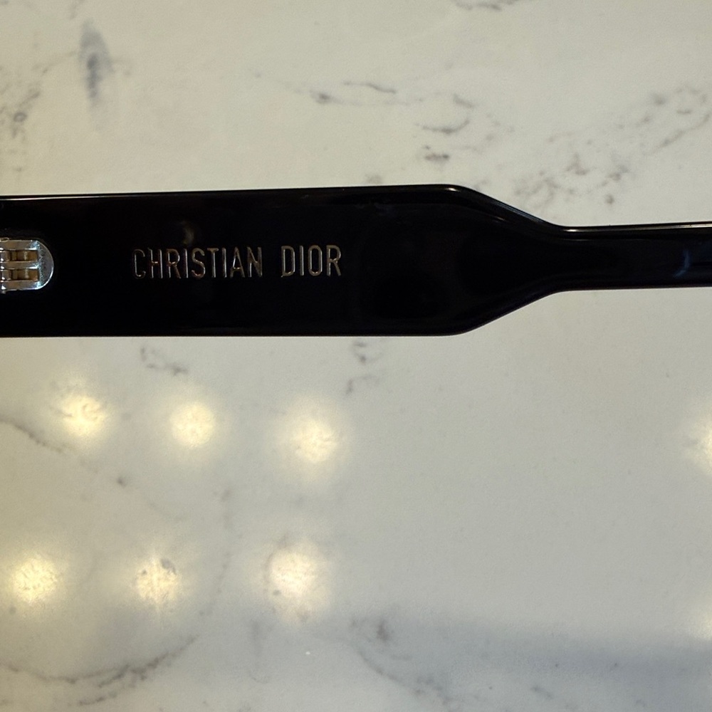 DIOR DiorSignature S7F black Sunglasses - Picture 5 of 7